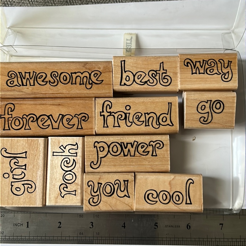 Girl Power S751 stamp set - Picture 1 of 8